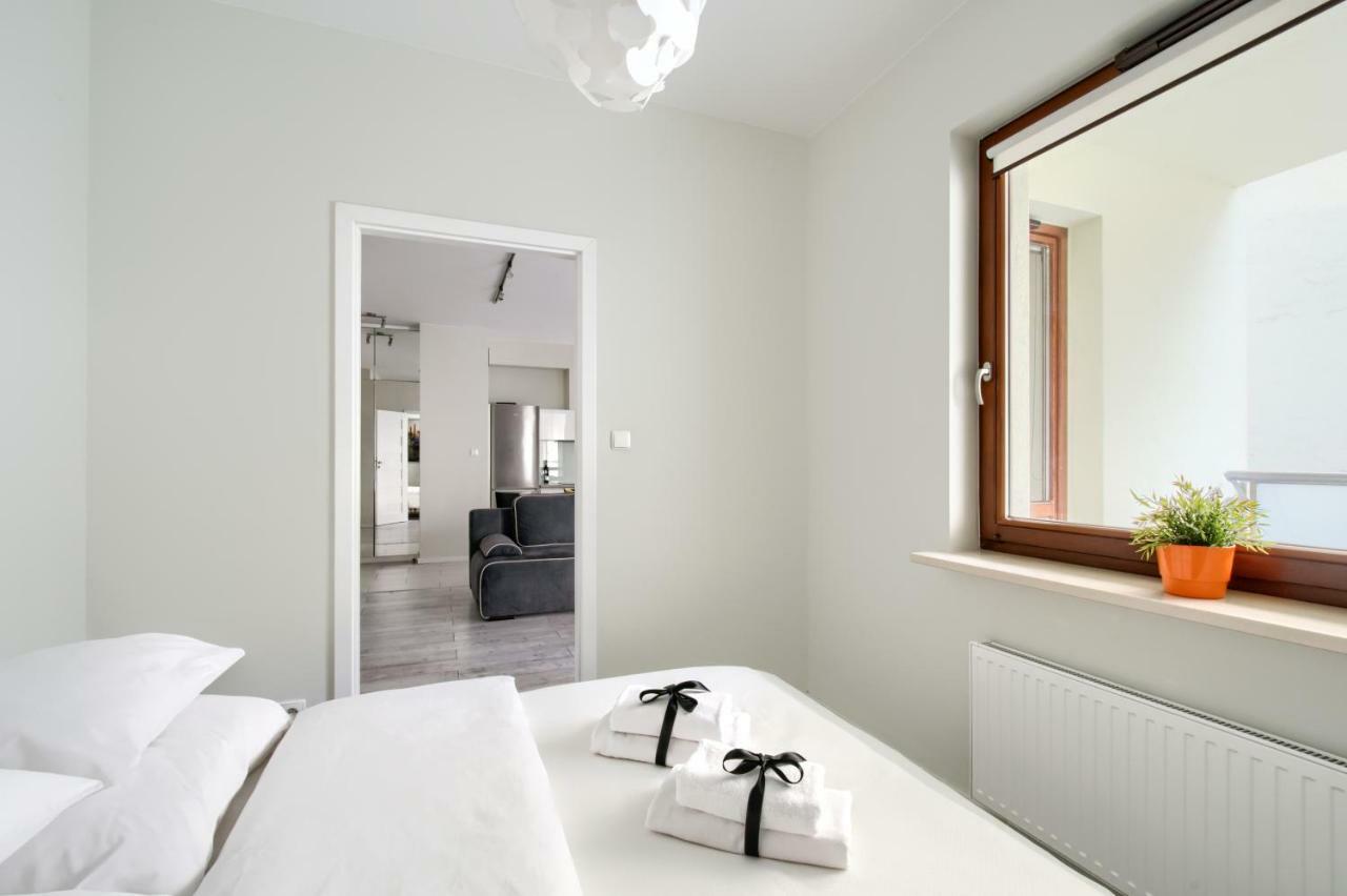 Warsaw Night Apartments Siedmiogrodzka ภายนอก รูปภาพ