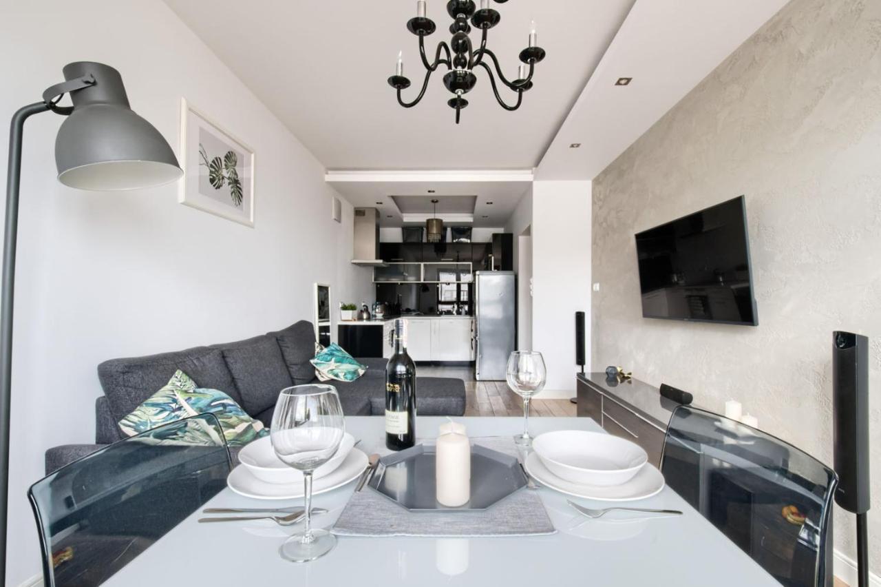 Warsaw Night Apartments Siedmiogrodzka ภายนอก รูปภาพ